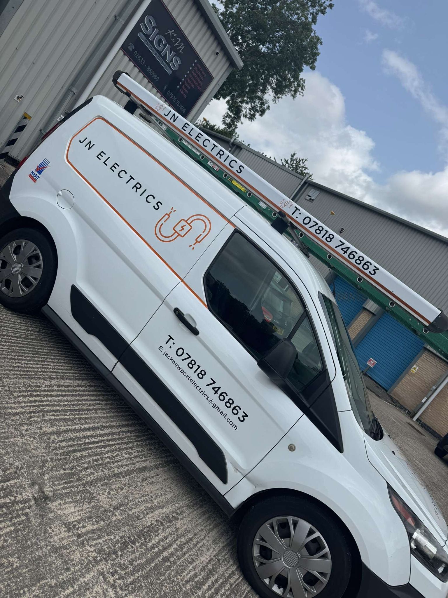 JN Electrics — local electricians serving Bristol & surrounding areas